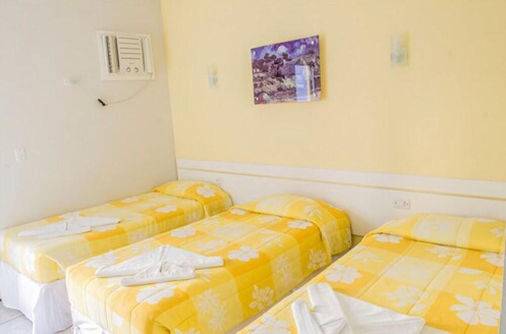 27 Praia Hotel - Frente Mar بيرتيوغا المظهر الخارجي الصورة